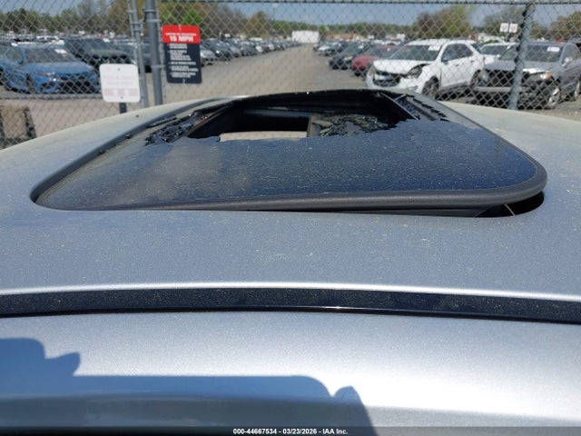 44667534 :رقم المزاد ، JN1FV7EK7HM610841 vin ، 2017 Infiniti Q60 3.0t Red Sport 400 مزاد بيع