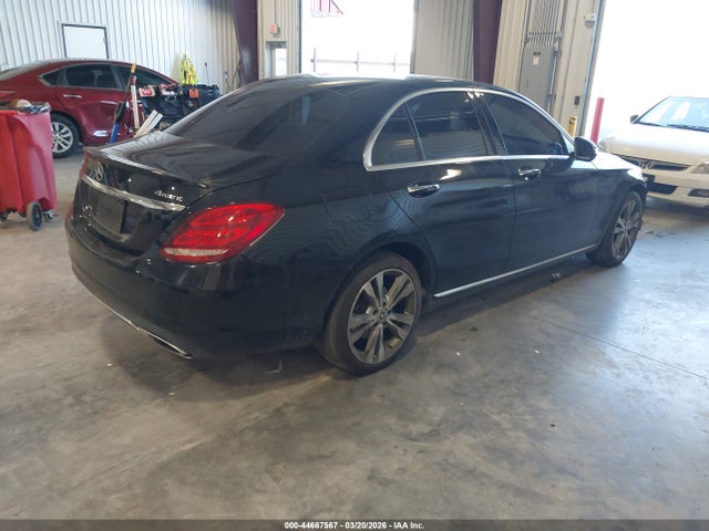 Продаж на аукціоні авто 2018 Mercedes-benz C 300 4matic, vin: 55SWF4KB0JU270152, номер лоту: 44667567