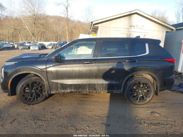 Aukcja sprzedaży 2022 Mitsubishi Outlander Black Edition S-awc/se 2.5 S-awc/se Launch Edition S-awc, vin: JA4J4UA81NZ090518, numer aukcji: 44667620