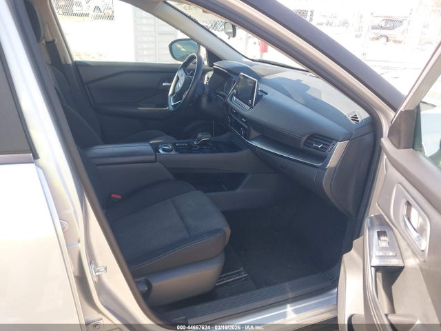 5N1BT3BB8RC705667 Nissan Rogue Sv Intelligent Awd