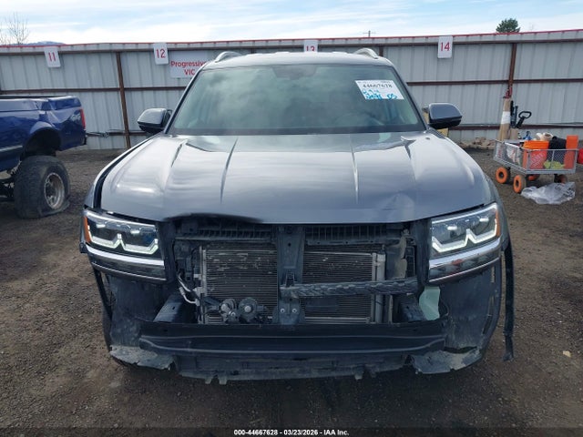 1V2KR2CA9JC552576 Volkswagen Atlas 3.6l V6 Se