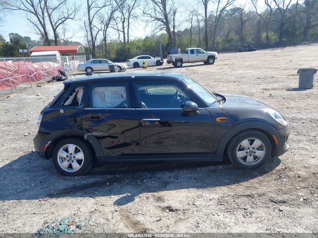 WMWXU1C53K2F82053 Mini Hardtop Cooper