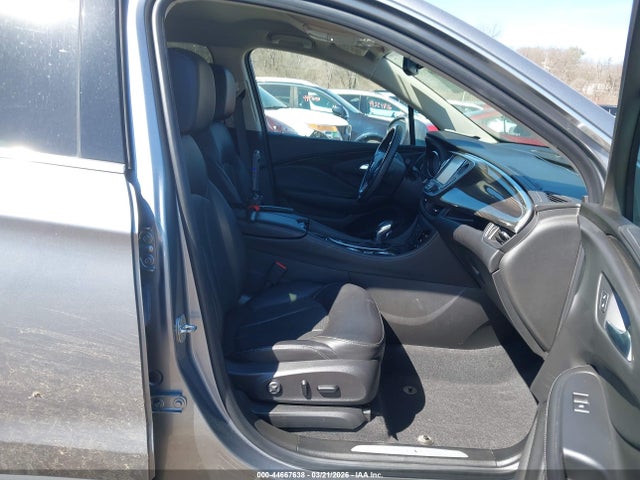 Buick Envision Fwd Essence 2020 LRBFXCSA6LD052998 Image 5