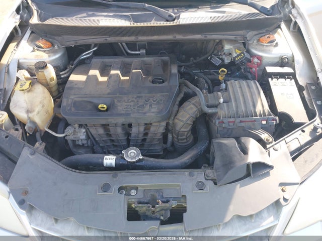 44667667 :رقم المزاد ، 1C3CC5FB5AN133713 vin ، 2010 Chrysler Sebring Limited مزاد بيع