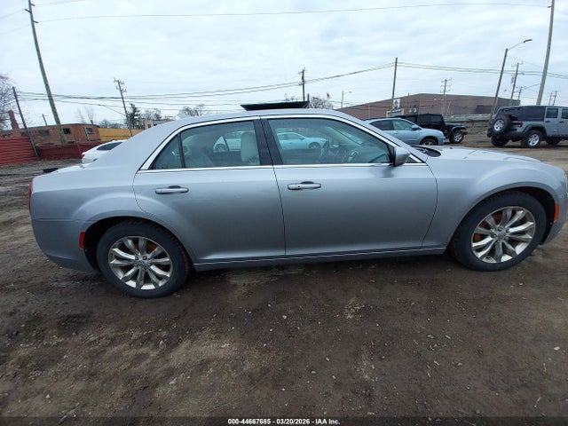 Продажа на аукционе авто 2015 Chrysler 300 Limited, vin: 2C3CCARG2FH736599, номер лота: 44667685
