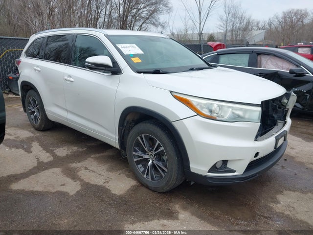2016 TOYOTA HIGHLANDER 5TDJKRFH3GS284778