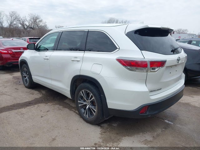 2016 TOYOTA HIGHLANDER 5TDJKRFH3GS284778 Photo 2
