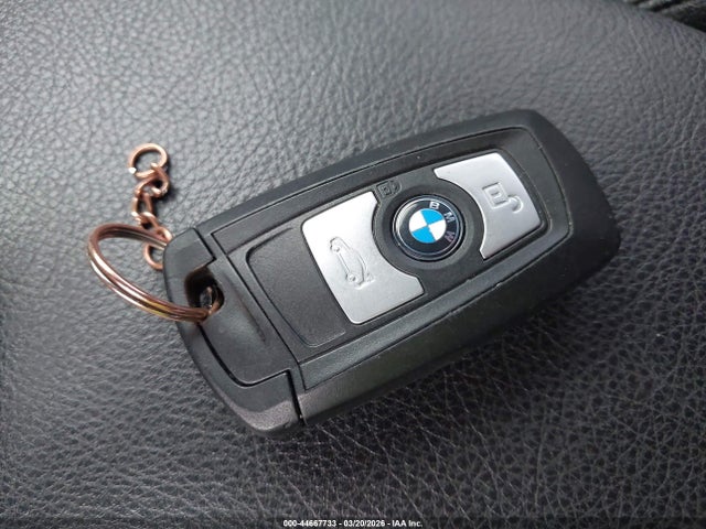 2014 Bmw 328i მანქანა იყიდება აუქციონზე, vin: WBA3C1C55EK116174, აუქციონის ნომერი: 44667733