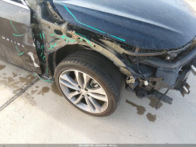 1G1ZE5ST2RF211247 Chevrolet Malibu Fwd 2lt