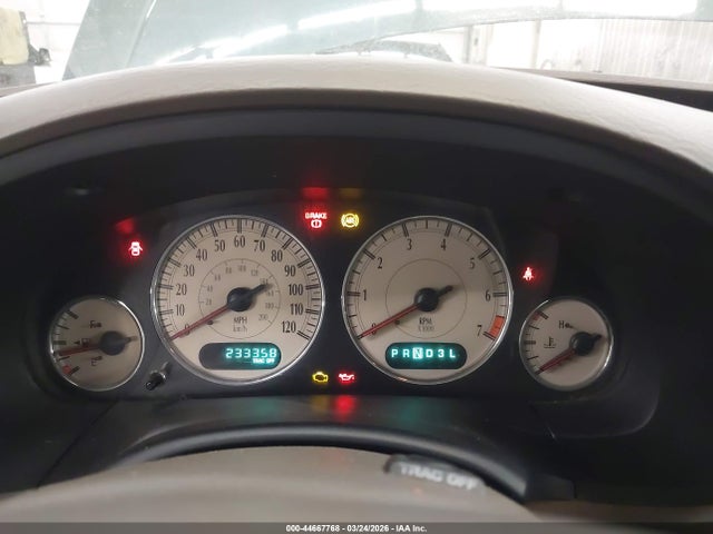 Продажа на аукционе авто 2003 Chrysler Town & Country Limited, vin: 2C8GP64LX3R228517, номер лота: 44667768