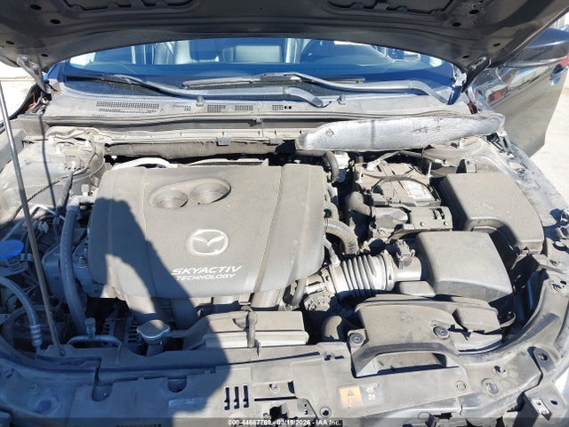 3MZBN1L3XJM204919 Mazda Mazda3 Touring