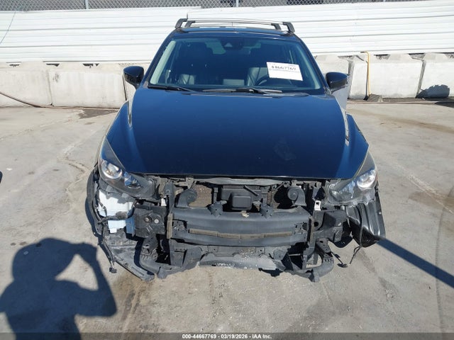 3MZBN1L3XJM204919 Mazda Mazda3 Touring