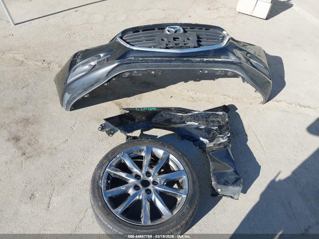 3MZBN1L3XJM204919 Mazda Mazda3 Touring