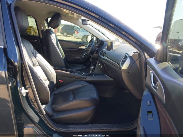3MZBN1L3XJM204919 Mazda Mazda3 Touring