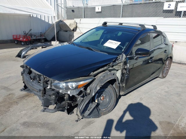3MZBN1L3XJM204919 Mazda Mazda3 Touring