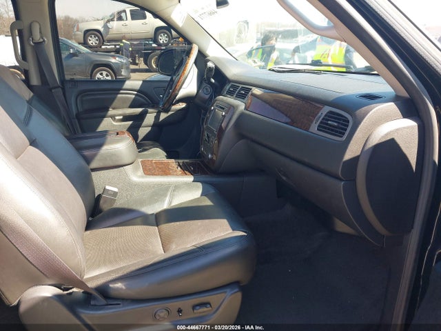 Продаж на аукціоні авто 2013 Gmc Yukon Denali, vin: 1GKS2EEF0DR285933, номер лоту: 44667771