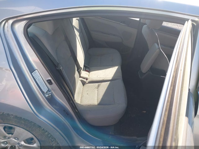 Hyundai ELANTRA SE 2017 5NPD74LF9HH132077 Image 8