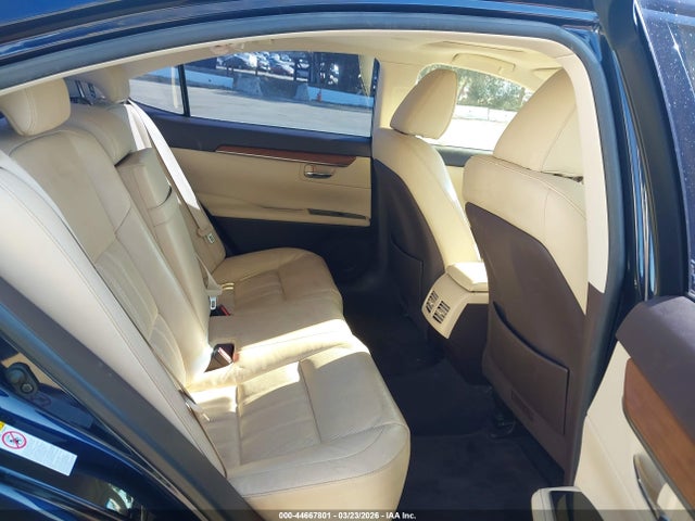 JTHBW1GG4H2163460 Lexus ES 300H