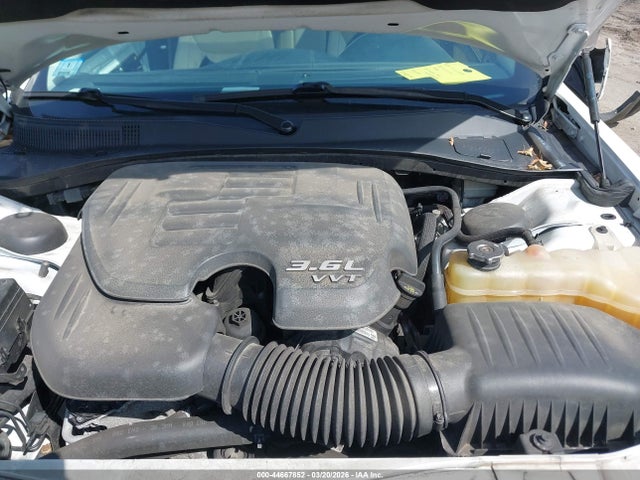 44667852 :رقم المزاد ، 2C3CCASG1FH854573 vin ، 2015 Chrysler 300c Platinum Awd مزاد بيع