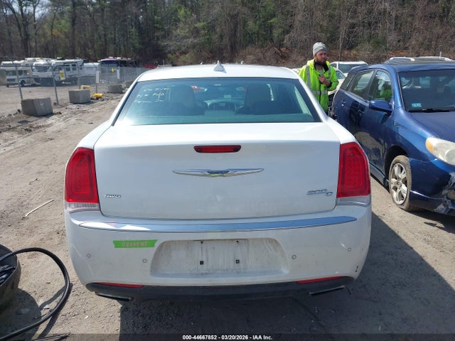 44667852 :رقم المزاد ، 2C3CCASG1FH854573 vin ، 2015 Chrysler 300c Platinum Awd مزاد بيع