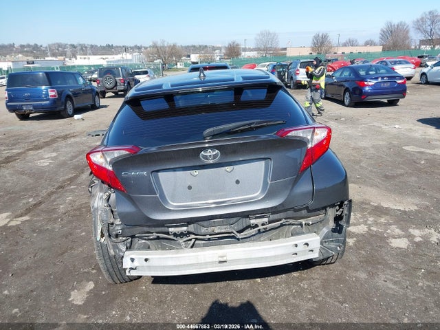 Toyota C-HR XLE 2019 NMTKHMBX6KR098548 Image 15