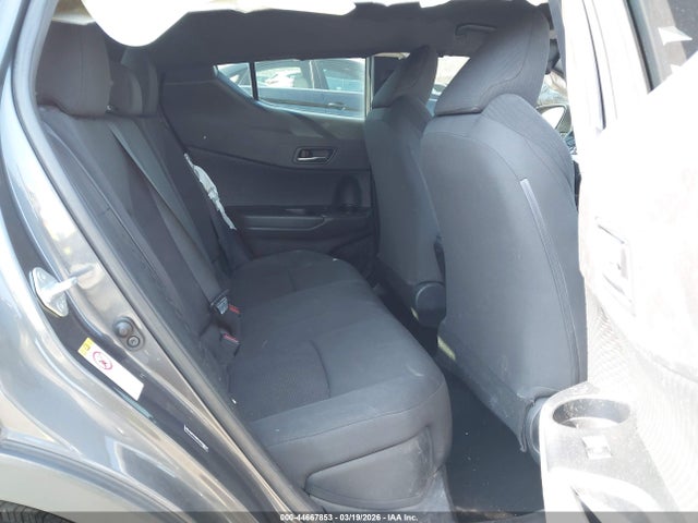 Toyota C-HR XLE 2019 NMTKHMBX6KR098548 Image 8