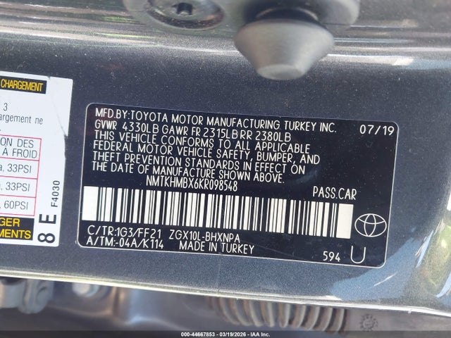 Toyota C-HR XLE 2019 NMTKHMBX6KR098548 Image 9