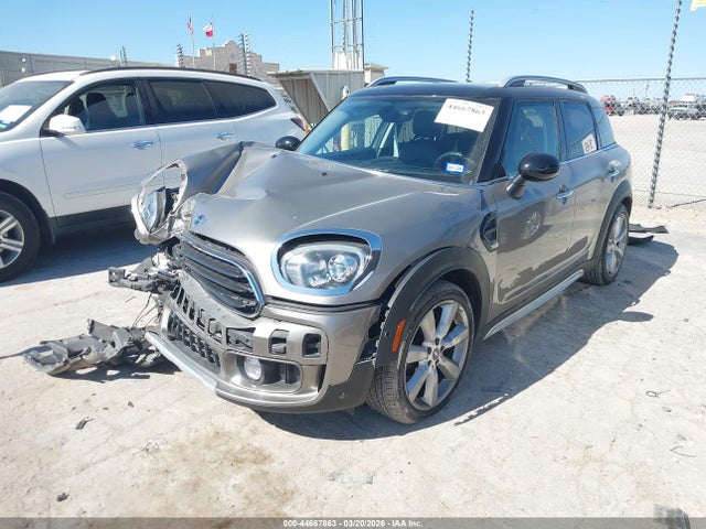 2017 MINI COUNTRYMAN WMZYV5C32H3E02686 Photo 1
