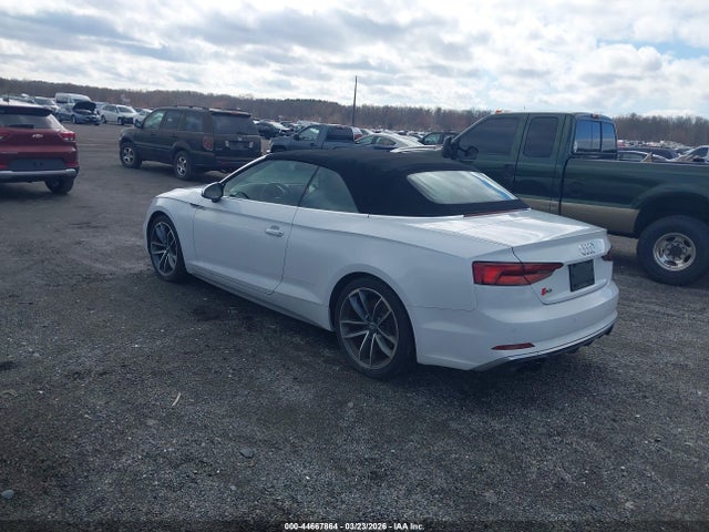 2018 AUDI S5 WAUY4GF51JN005499 Photo 2