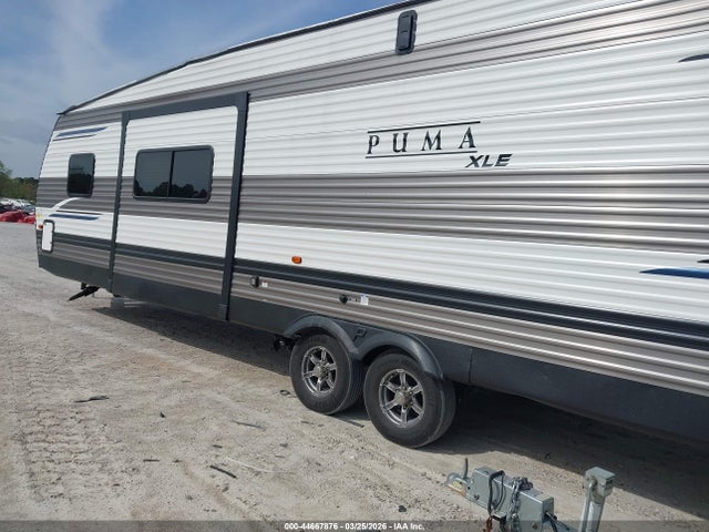 44667876 :رقم المزاد ، 5ZT2PTUB6N4012993 vin ، 2021 Palomino 5th Wheel مزاد بيع