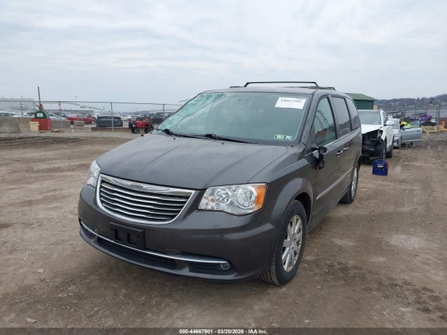 Продажа на аукционе авто 2015 Chrysler Town & Country Touring, vin: 2C4RC1BG0FR711727, номер лота: 44667901
