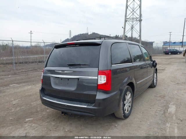 Продажа на аукционе авто 2015 Chrysler Town & Country Touring, vin: 2C4RC1BG0FR711727, номер лота: 44667901