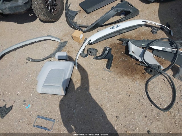 44667924 :رقم المزاد ، KM8K62AB6PU062147 vin ، 2023 Hyundai Kona Sel مزاد بيع