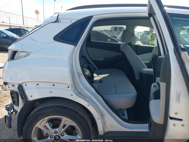 44667924 :رقم المزاد ، KM8K62AB6PU062147 vin ، 2023 Hyundai Kona Sel مزاد بيع