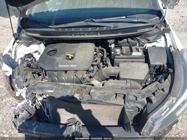 2018 Kia Forte S მანქანა იყიდება აუქციონზე, vin: 3KPFL4A70JE212717, აუქციონის ნომერი: 44667928