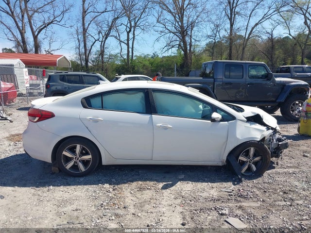 2018 Kia Forte S მანქანა იყიდება აუქციონზე, vin: 3KPFL4A70JE212717, აუქციონის ნომერი: 44667928