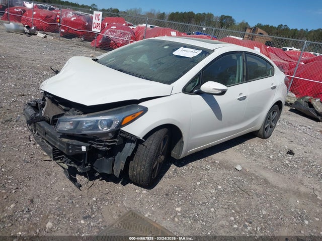 2018 Kia Forte S მანქანა იყიდება აუქციონზე, vin: 3KPFL4A70JE212717, აუქციონის ნომერი: 44667928