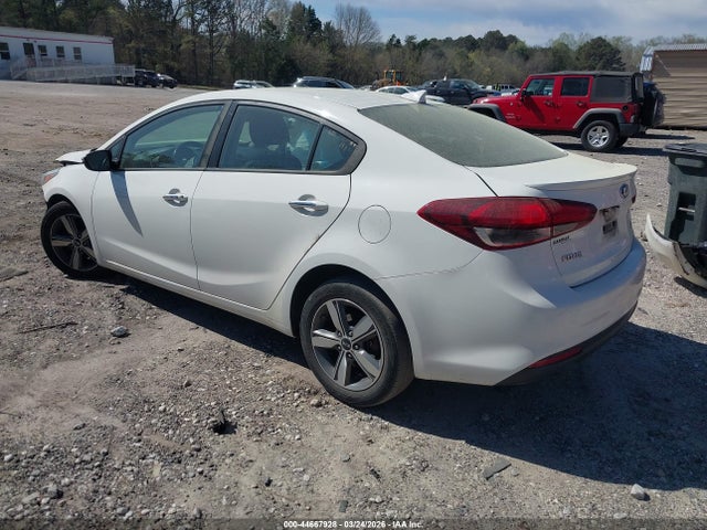 2018 Kia Forte S მანქანა იყიდება აუქციონზე, vin: 3KPFL4A70JE212717, აუქციონის ნომერი: 44667928