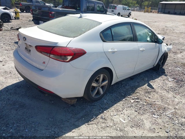 2018 Kia Forte S მანქანა იყიდება აუქციონზე, vin: 3KPFL4A70JE212717, აუქციონის ნომერი: 44667928