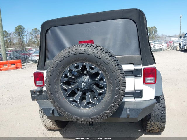 2017 Jeep Wrangler Unlimited Sport 4x4 მანქანა იყიდება აუქციონზე, vin: 1C4BJWDG9HL720438, აუქციონის ნომერი: 44667929