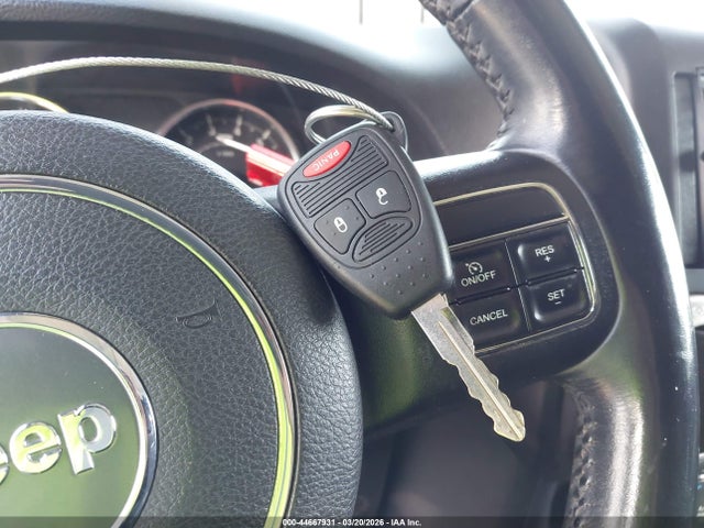 44667931 :رقم المزاد ، 1C4HJWEG8EL237494 vin ، 2014 Jeep Wrangler Unlimited Sahara مزاد بيع