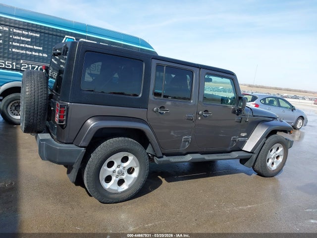 44667931 :رقم المزاد ، 1C4HJWEG8EL237494 vin ، 2014 Jeep Wrangler Unlimited Sahara مزاد بيع