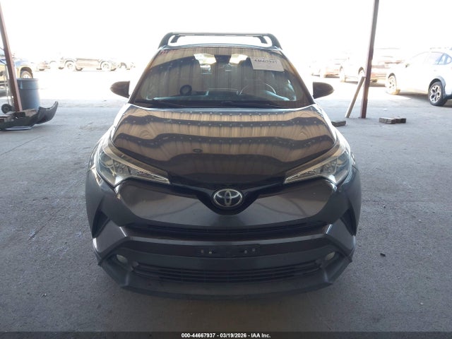 NMTKHMBXXJR004363 Toyota C-hr Xle Premium