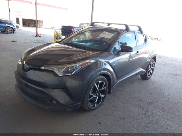 NMTKHMBXXJR004363 Toyota C-hr Xle Premium