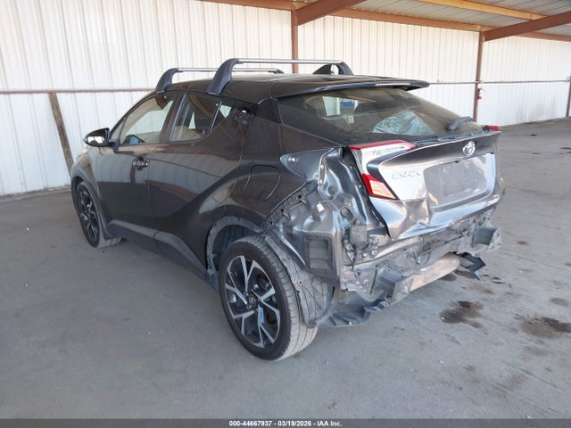 NMTKHMBXXJR004363 Toyota C-hr Xle Premium