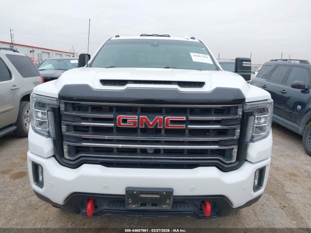44667961 :رقم المزاد ، 1GT49PEY4NF221815 vin ، 2022 Gmc Sierra 2500hd 4wd  Standard Bed At4 مزاد بيع