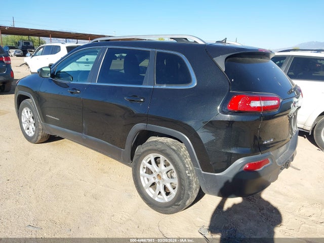 1C4PJMCS8EW187783 Jeep Cherokee Latitude