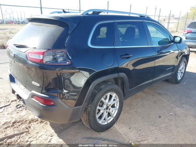 1C4PJMCS8EW187783 Jeep Cherokee Latitude