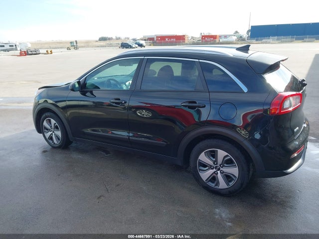 44667991 :رقم المزاد ، KNDCB3LCXH5063703 vin ، 2017 Kia Niro Lx مزاد بيع