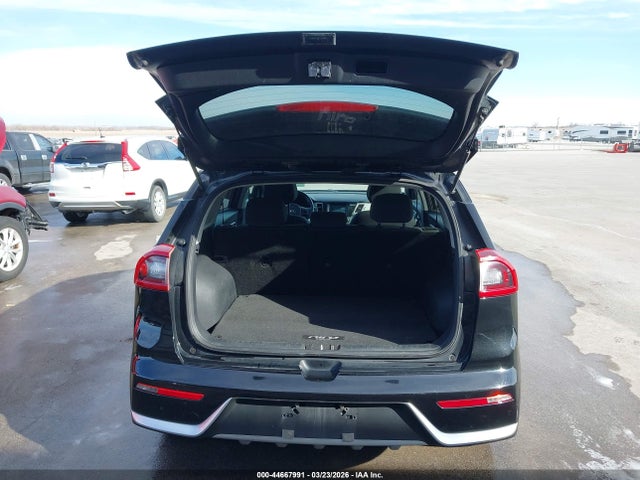 44667991 :رقم المزاد ، KNDCB3LCXH5063703 vin ، 2017 Kia Niro Lx مزاد بيع